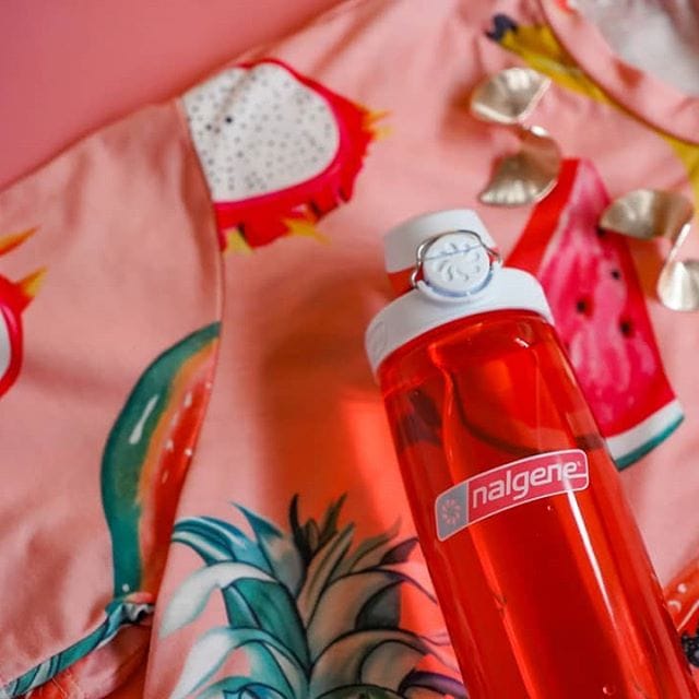 Nalgene product view: 24oz On-The-Fly Lock-Top Bottle Z7 — 24oz On-The-Fly Lock-Top Bottle